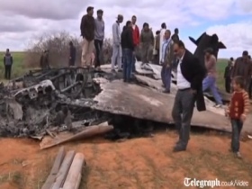 Кадр из видео с места крушения истребителя F-15 Eagle. Фото с сайта www.telegraph.co.uk