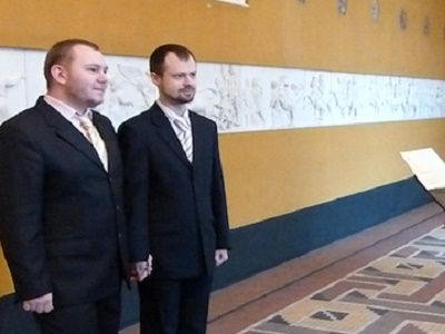ЛГБТ-активисты Дмитрий Чуносов и Иван Ярцев ЛГБТ-активисты Дмитрий Чуносов и Иван Ярцев